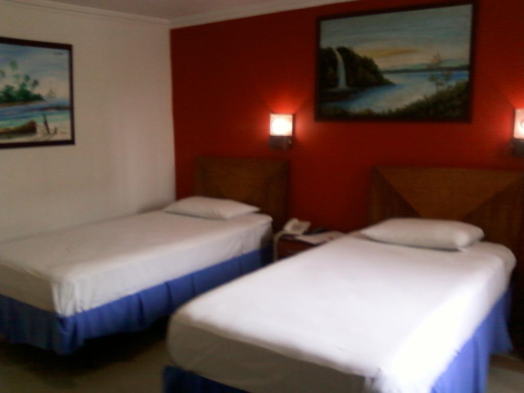 Charthon Inn Barranquilla  Camera foto