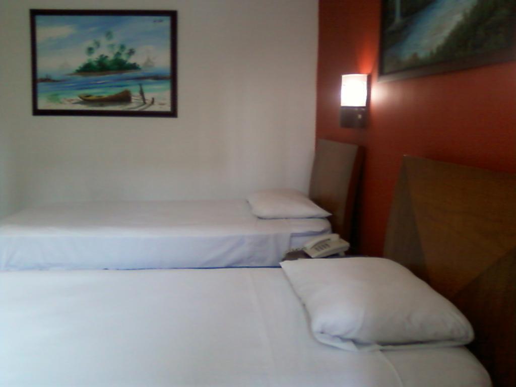 Charthon Inn Barranquilla  Camera foto
