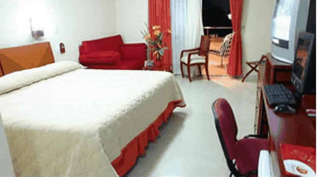 Charthon Inn Barranquilla  Camera foto